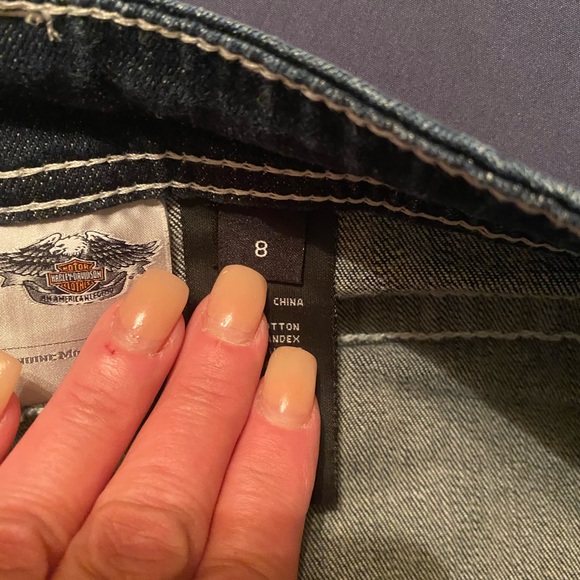 Women's Harley Davidson Jeans with Embroidered Design size 8 bootleg low rise - Picture 11 of 15